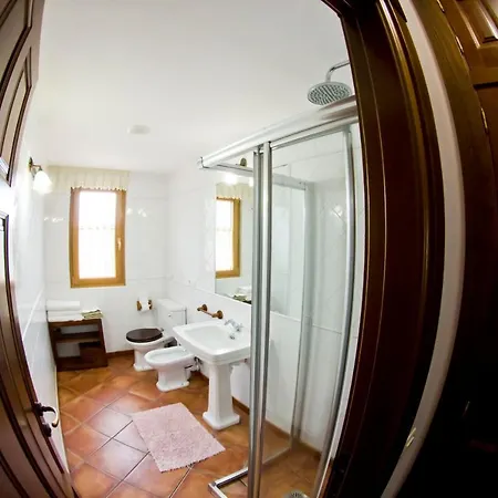 Campoelvalle Country house *