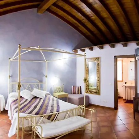 Campoelvalle Country house *